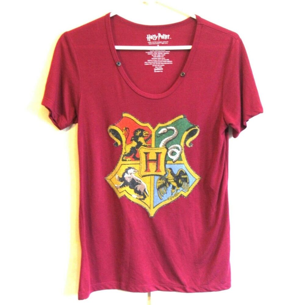 Harry Potter T-Shirt Small Pixel Crest Hogwarts Short Sleeve Red Unisex